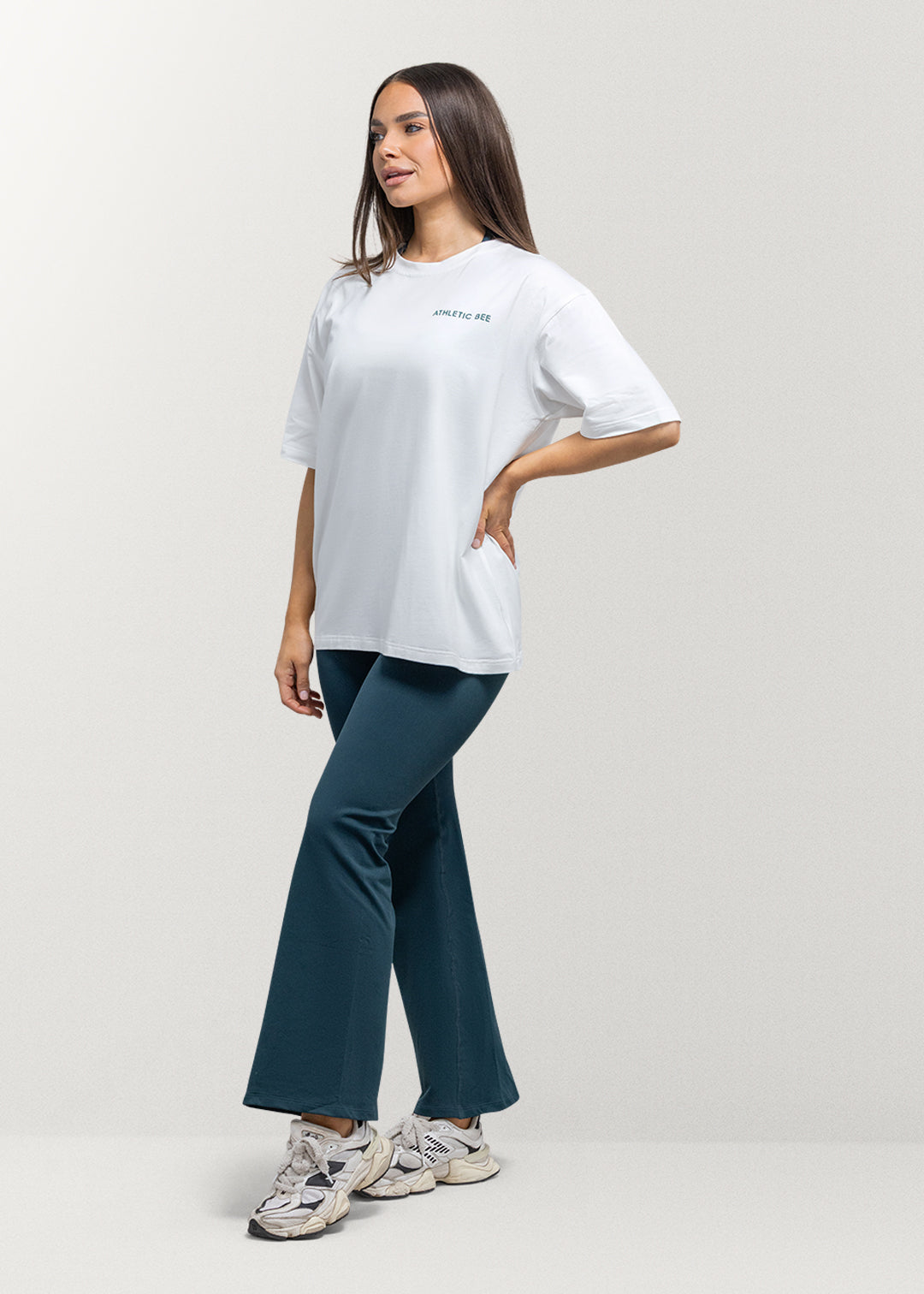 Alltagstaugliches, sportliches Oversize-T-Shirt in Weiß