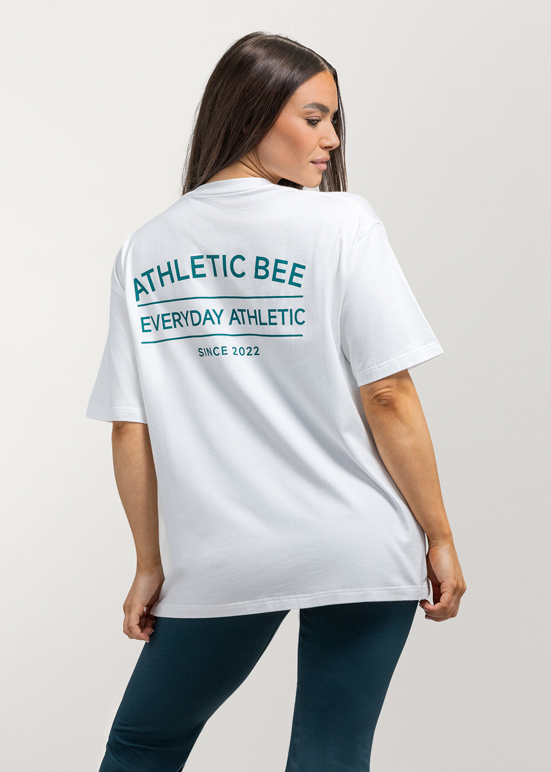 Alltagstaugliches, sportliches Oversize-T-Shirt in Weiß