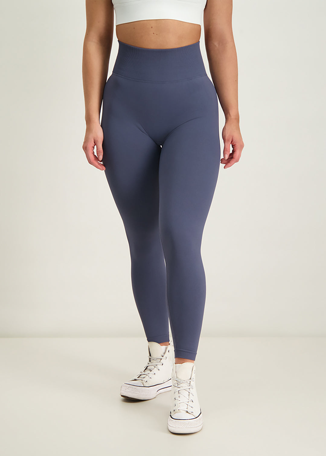 Fusion - Nahtlose Scrunch-Leggings in Mondblau