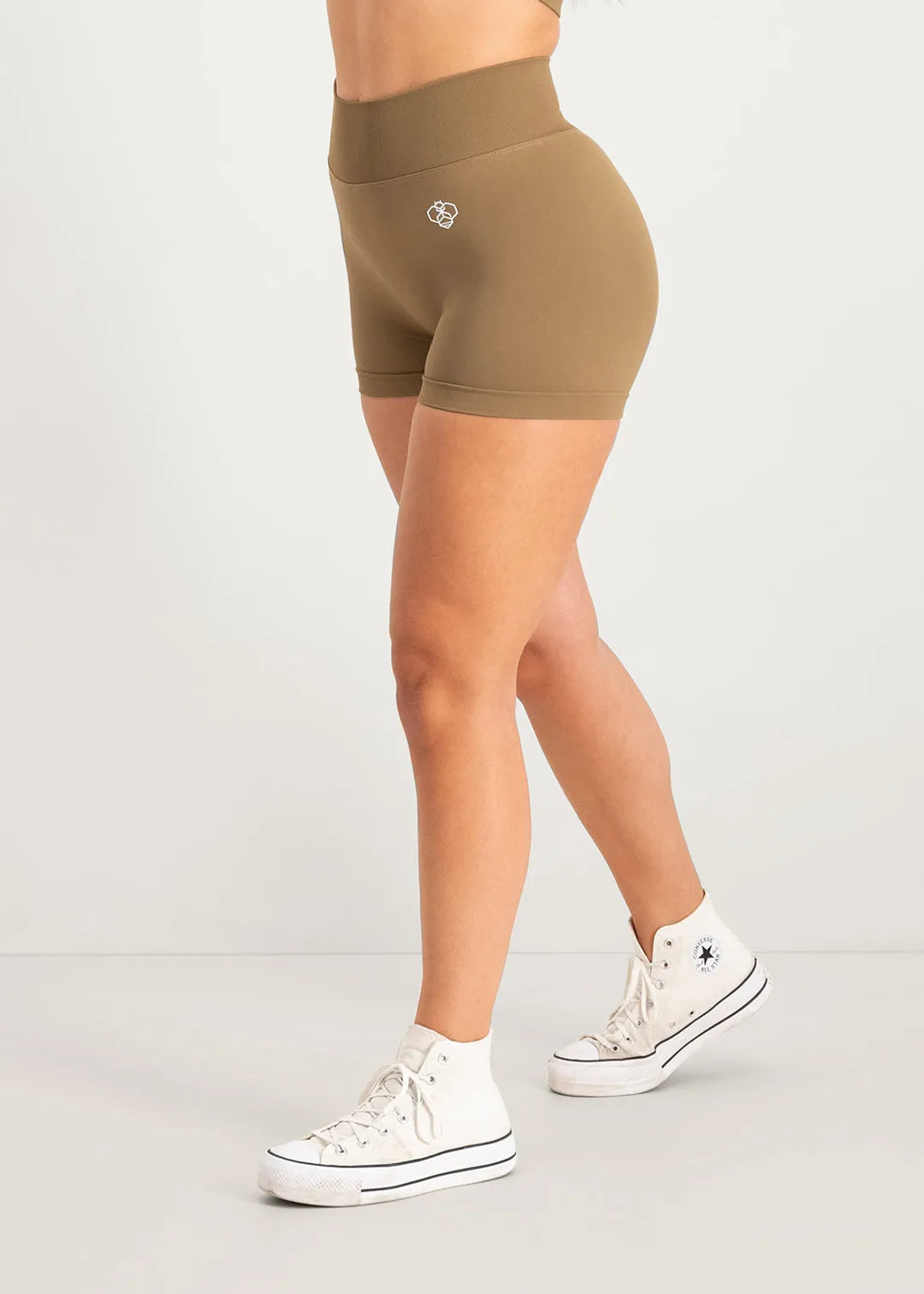 Flare Scrunch Shorts – Braun